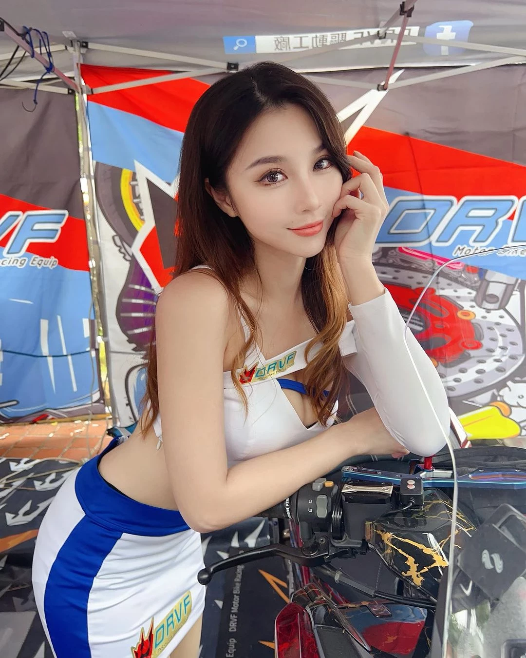 29170816.webp