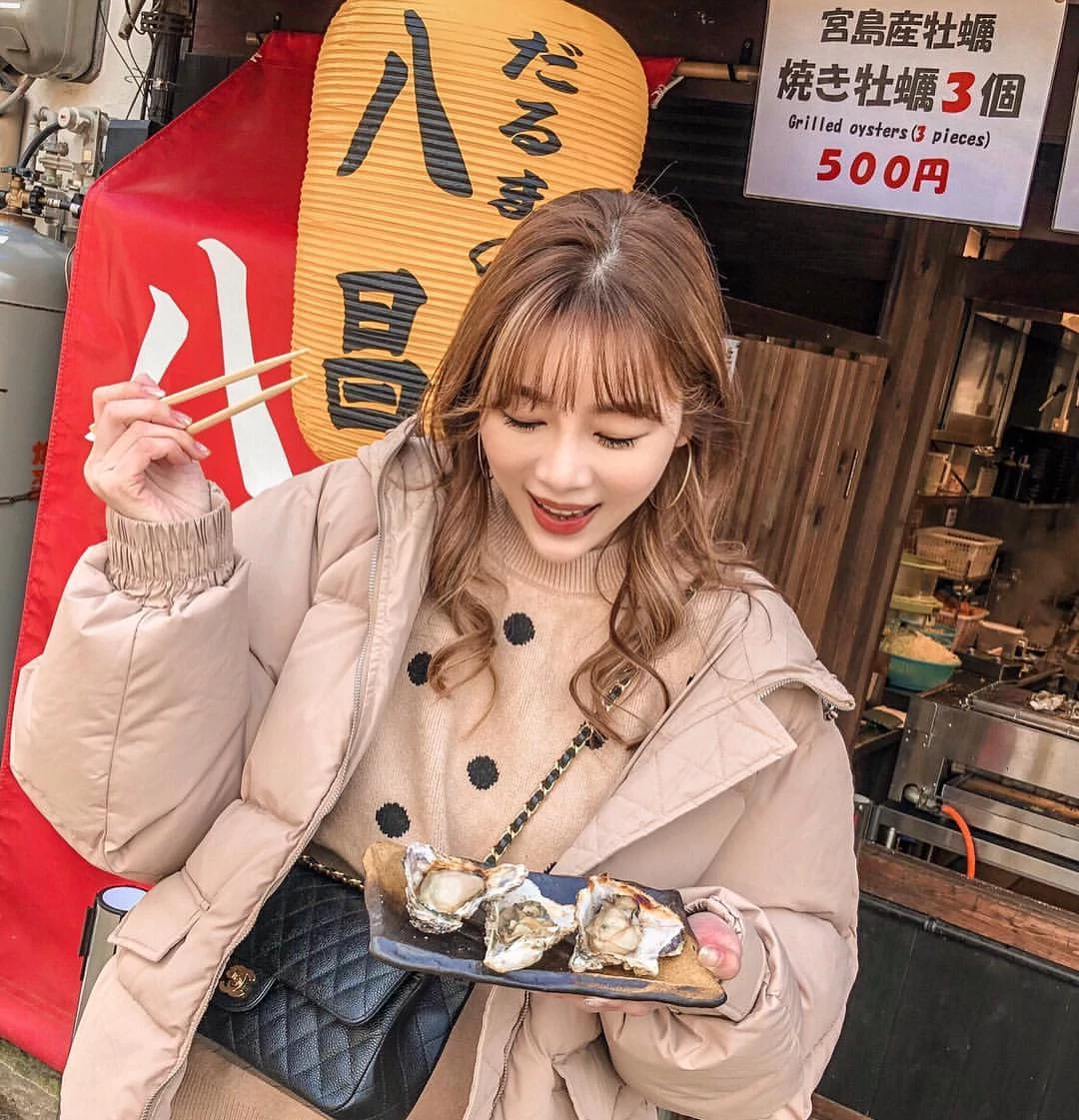 4347004.webp